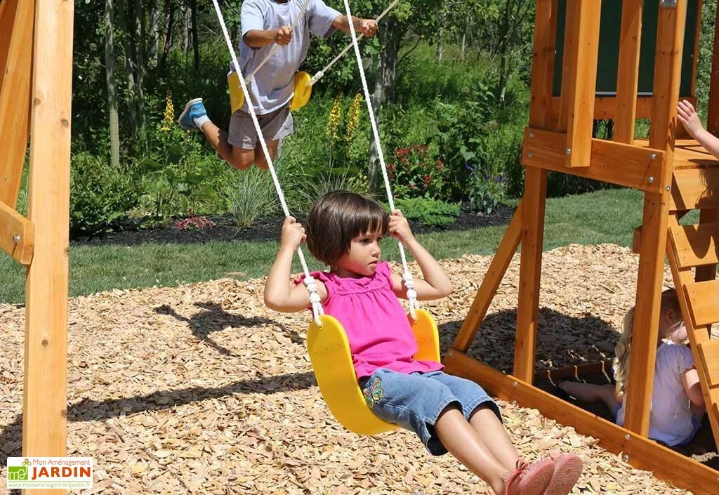 KidKraft Portique En Bois Ainsley Balançoires, Toboggan, Escalade 5 KidKraft Portique En Bois Ainsley Balançoires, Toboggan, Escalade – Image 3